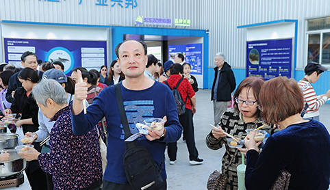 以美食为媒、为桥，新永利平台将鱼生文化与旅游相结合